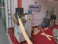 Автоматический станок для сращивания шпона по длине