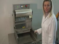 Упаковка корейской морковки в контейнеры