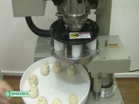 Пончики с помощью экструзионно-отсадочной машины SD 97В