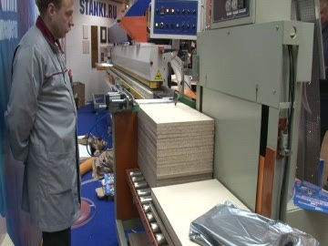 Система автоматической подачи и приема заготовки для станка кромкооблицовочного Filato