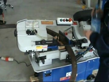 Ручной ленточнопильный станок- UE-712