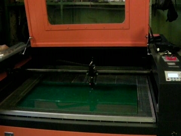 Лазерный станок с ЧПУ Halk 1212