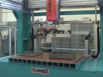 Линейный сварочный робот с NC контроллером Eurob2