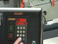 Двойная торцовочная пила DG 79 Elumatec