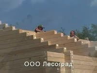 Монтаж  деревянного дома на винтовых сваях