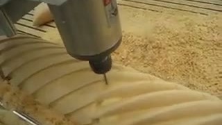 Универсальный обрабатывающий центр для работы с цилиндрическими формами