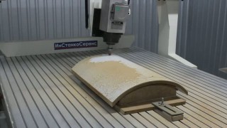 Фрезерный станок с ЧПУ для гнутых фасадов