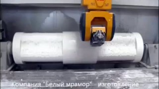 Колонны большого диаметра из белого мрамора Коелга.