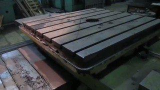 продольное перемещение стола вперед BFT-90