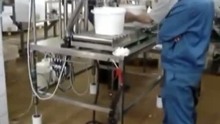 Дозатор на базе PLF для фасовки сметаны в ведра