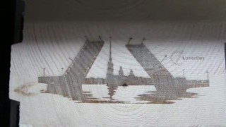 Лазерная гравировка дерева