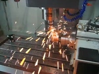 Вертикальный обрабатывающий фрезерный центр VDL-800