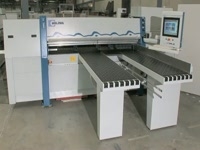 Станок для раскроя плитных материалов HKL 11