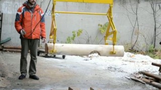 Клещевой монтажный Захват для погрузки бревен с Авторасцепом. Устройство для подъема бревен краном.