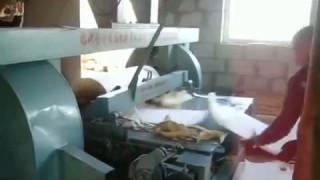 Лущильный станок для производства тарной дощечки 1