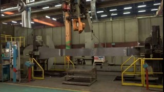 Сварочный робот для больших заготовок CLOOS ROMAT 310