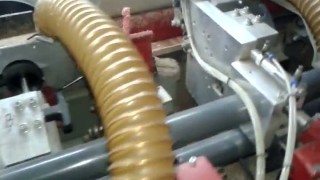 Работа кромкооблицовочного станка Tornado Paul OTT