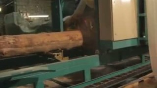 Распиловка бревна на станке БС-5