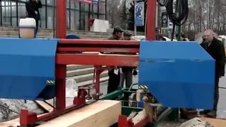 Видео работы пилорамы Радуга 1М