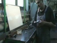 Техника формования плющения зубьев пил.