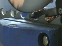 Чистовая заточка плющеных зубьев широкой пилы