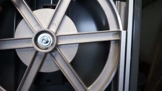 Ленточная пила по дереву HBS 351-2