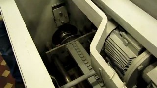 станок для гофроколена внутри