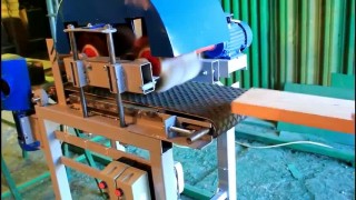 Трехсторонний шлифовальный станок с лепестково-щёточными барабанами и автоматической подачей Сварог 3-300