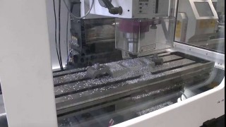 Настольный мини фрезерный станок Optimum BF46 Vario