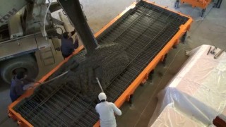 Современное оборудование для производства аэродромных и дорожных плит.