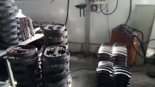 Сварочный полуавтомат тормозов тормозных колодок 