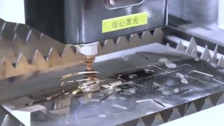 Оптоволоконный лазерный станок для резки металла E3015