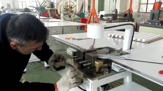 Полуавтоматическая сварочная машина для спайки ПВХ профиля