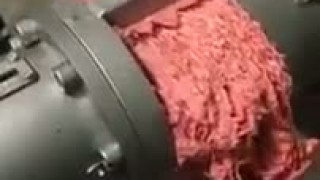 Механическая обвалка свинины