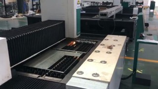 Установка оптоволоконной лазерной резки металла OR-E1530/2000 IPG