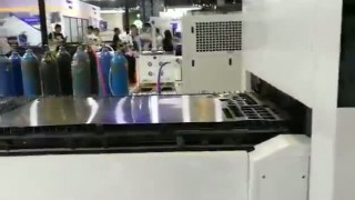 Оптоволоконный лазер для резки металла закрытого типа XTC-1530G