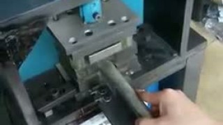 Полуавтоматический пресс для перфорации труб