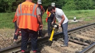 Шпалоподбойка с двигателем внутреннего сгорания ШПВД