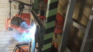 сварка роботом установка для автоматической сварки колпак скользуна