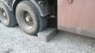 Испытания Арболит Блока кувалдой, огнём, пилой и другими вещами