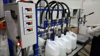 Розлив жидкого мыла