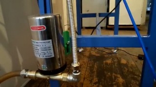 оборудование для розлива и укупорки ПЭТ и стеклянных бутылок100