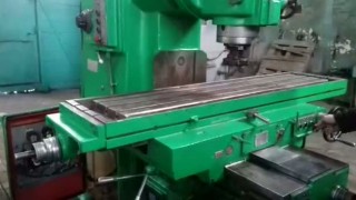 ВМ127 консольный вертикально-фрезерный станок7