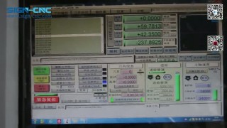 SIGN-1325 4-осевой фрезерный станок для 3Д гравировки плоских и круглых изделий с 4 кулачками