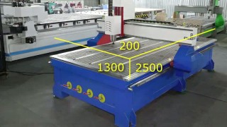 Фрезерный станок с ЧПУ TS 1325L 3,2 кВт