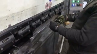 Прецизионная гибка металла. Услуги комплексной металлообработки