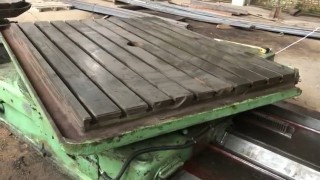 Продам стол поворотный 2250х1800 мм.