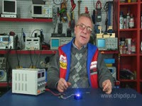 для чего это нужно/Отличительные особенности - Контроллер ATmega8 управляет RGB-светодиодом