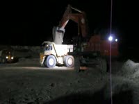 Светодиодная оптика: карьерный экскаватор