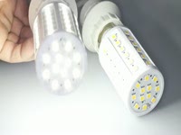 Сравнение свечения светодиодной лампы E27 60SMD 5050